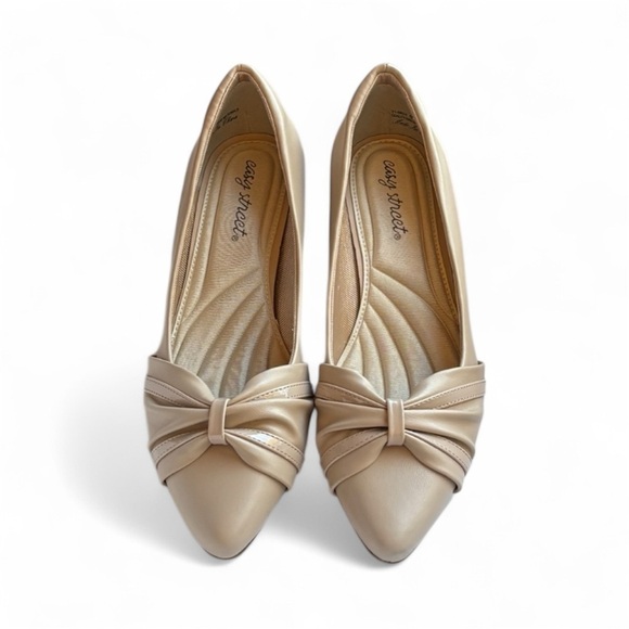 easy street Shoes - Easy Street Millie Beige Slip-On Dress Shoes 8N Comfort Block Heel
